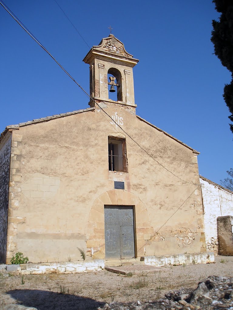 La iglesia del Calvario de Cabanes by emil.yanev