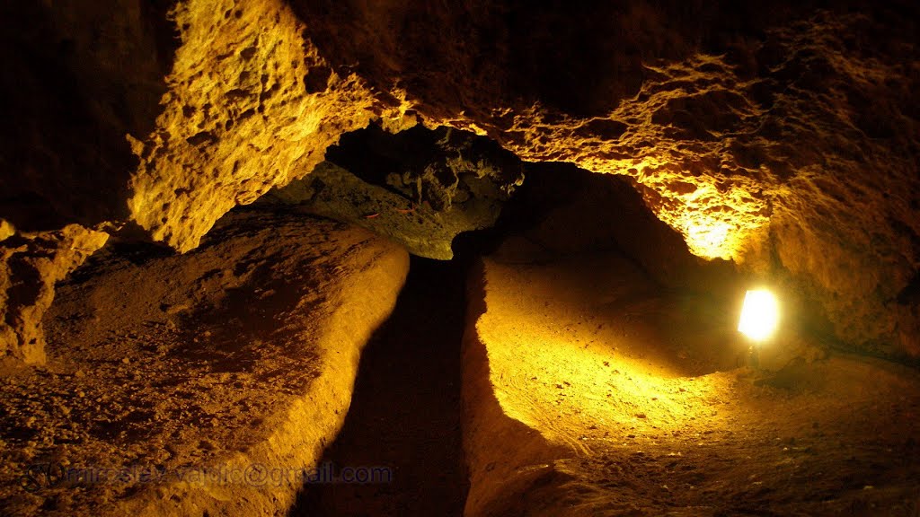 grotto Veternica - Zagreb - Stenjevac by miroslav.vajdic