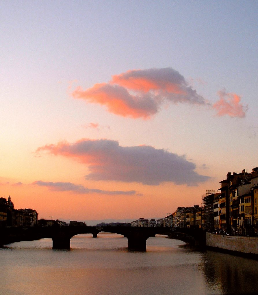 Tramonto sull'Arno by Longanfi