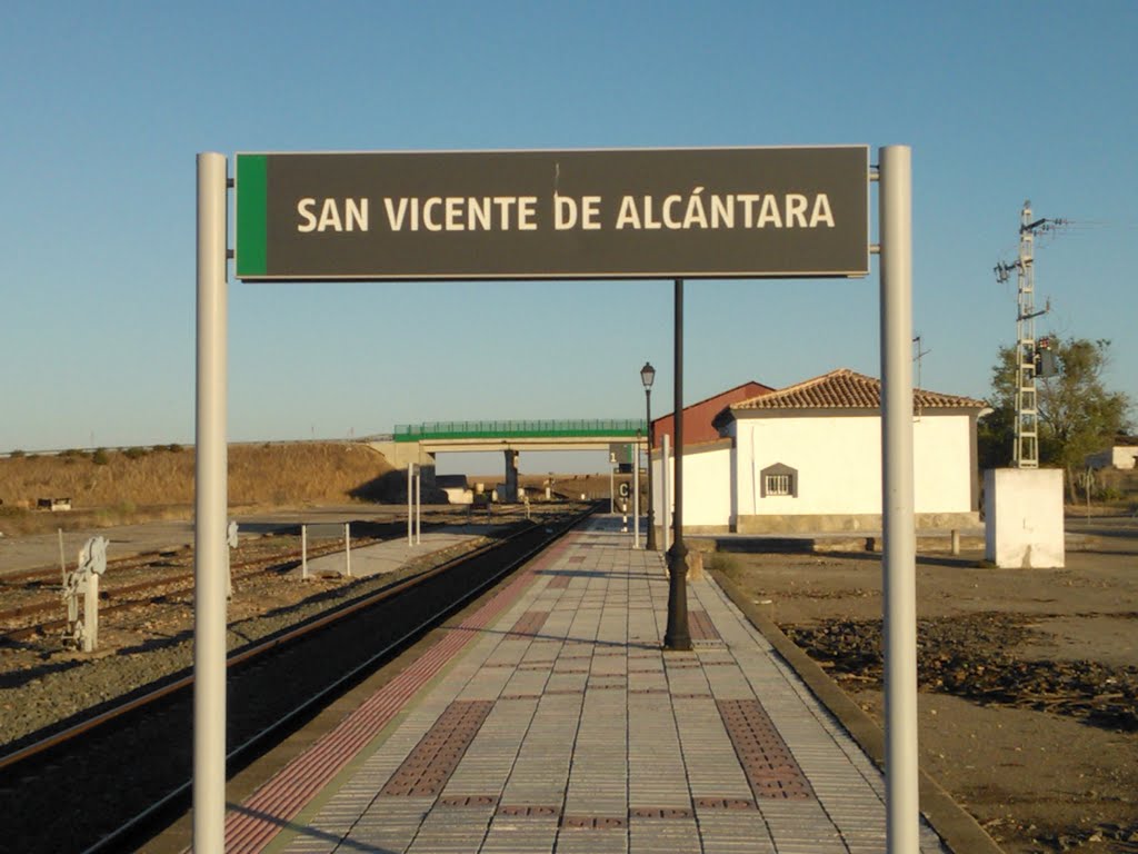 ESTACIÓN DE SAN VICENTE by mac-alba