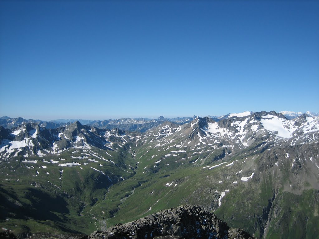 Six Madun (Richtung Val Maighels - Passo Bornengo) by Huonder