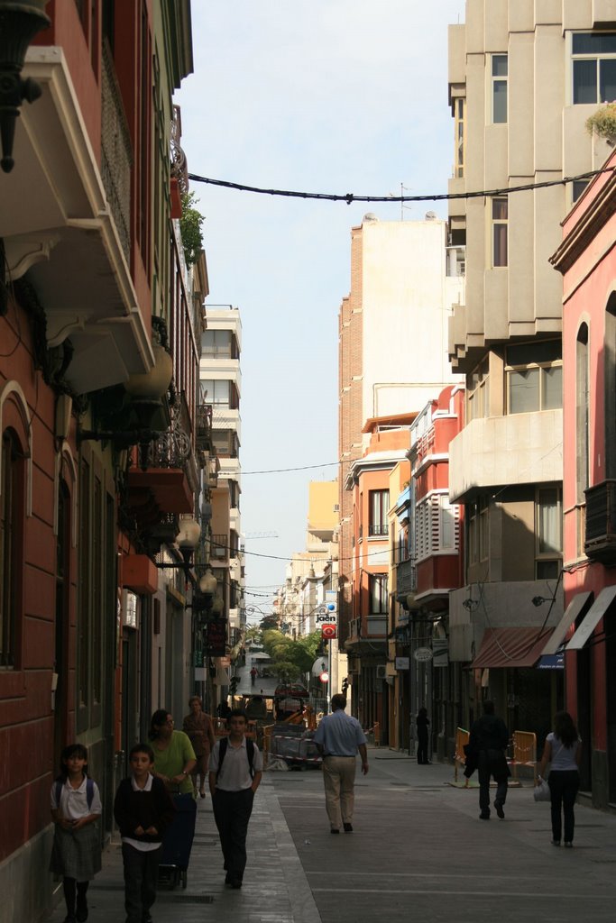 Las Palmas de Gran Canaria by Romain Schwartz