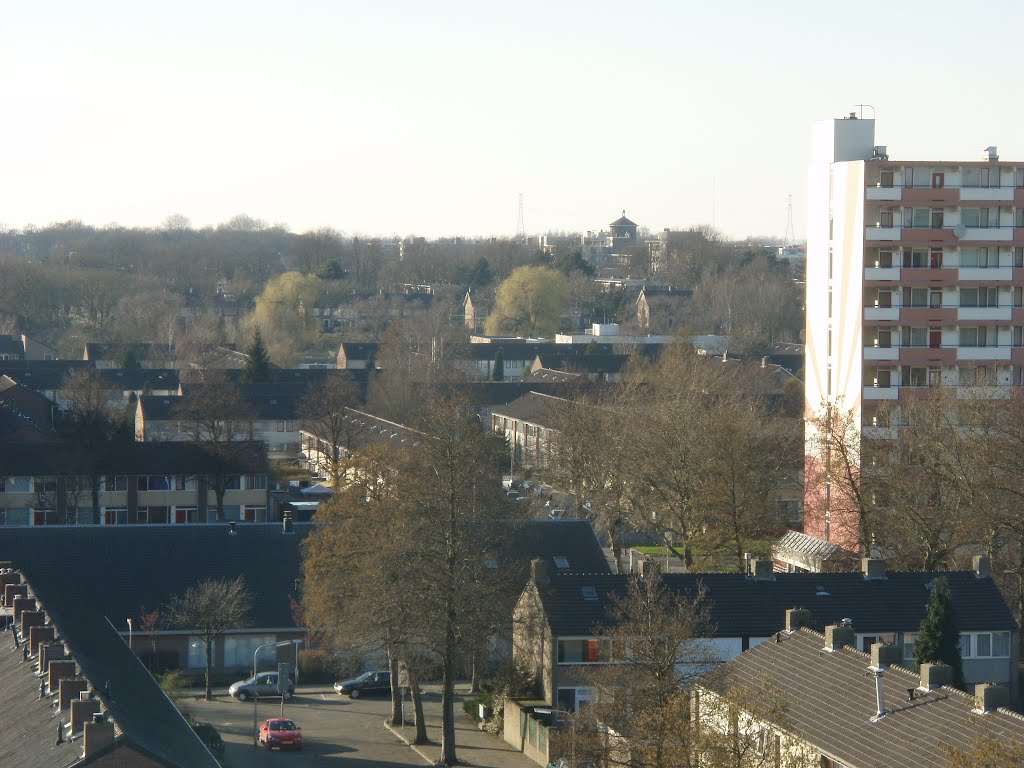 Woonwijk, gezien vanuit het ziekenhuis by stevenvanValen+hannekeRolloos