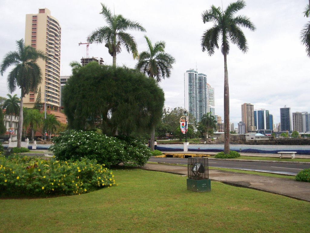 Plaza de Balboa by Wilfrido Maldonado