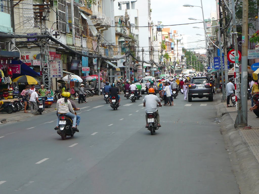 Đường Trần hưng Đạo - Chợ Lớn by thanhkieu