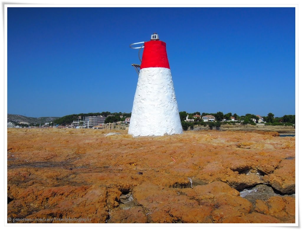 Lighthouse - Carry-le-Rouet - France by Martin Jendrichowski