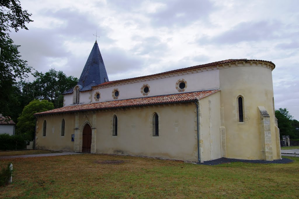 Église Saint Sauveur de Le Temple by Jean-Paul Dominique BERTIN