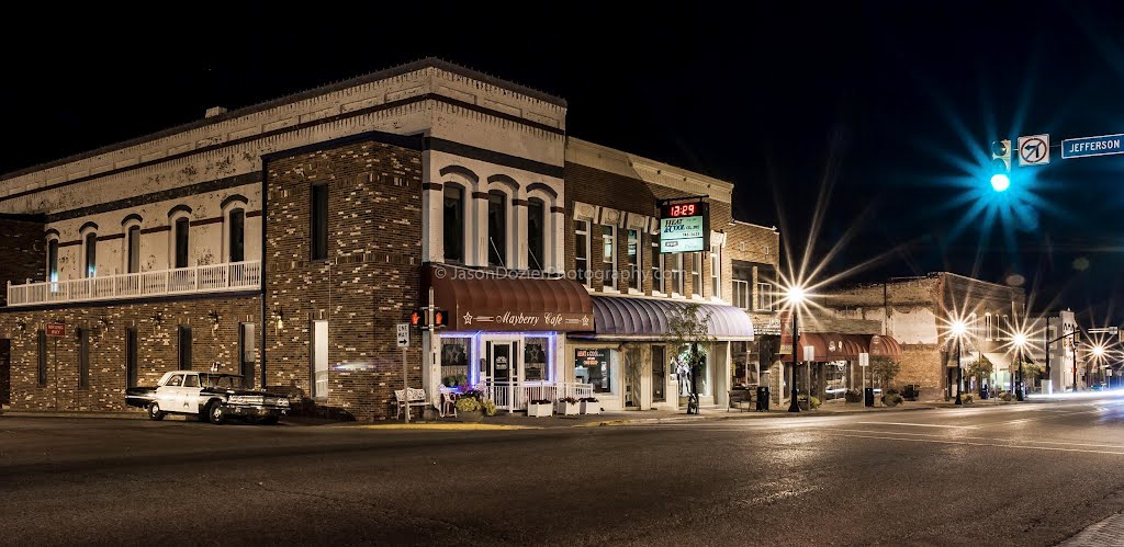 Downtown Danville, Indiana by jasondozier