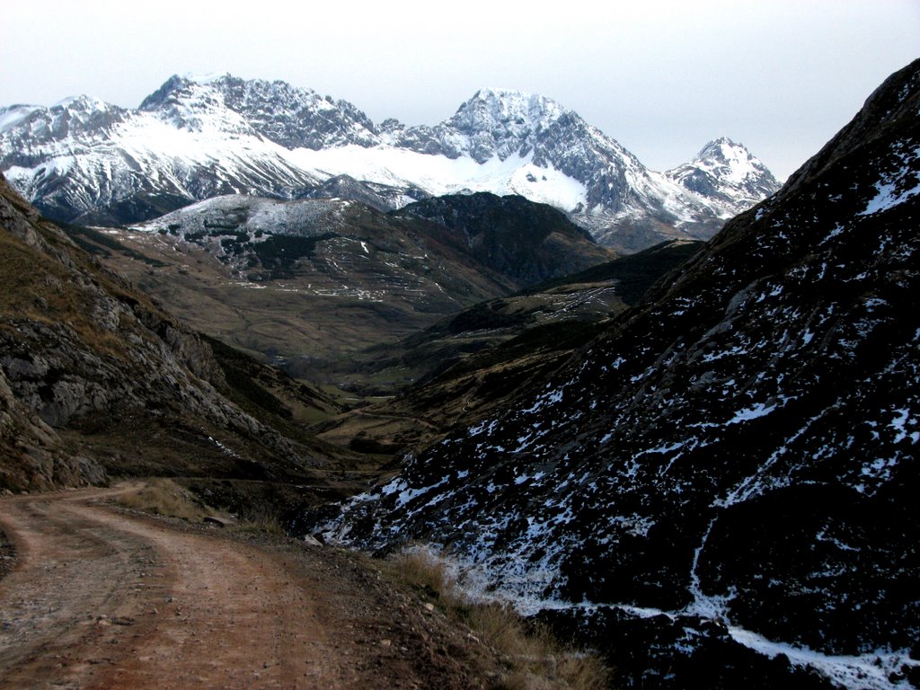 Puerto Somiedo. Principado de Asturias. by Valentin Enrique Fer…