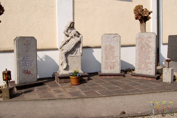 Affing-Aulzhausen, Kriegerdenkmal by Hubert JOACHIM