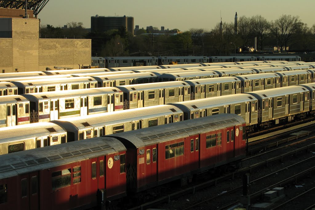 MTA Railyard by Paunoramio