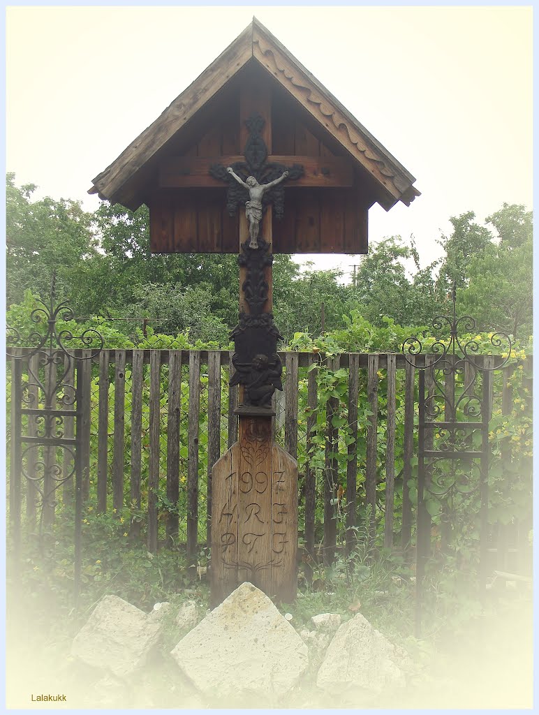 Mezőkövesd - In memorian by Lalakukk - I want the old Panoramio