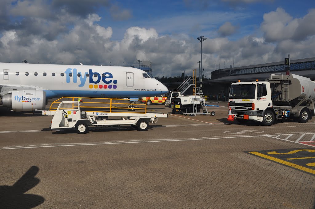 Southampton Airport : Flybe Aircraft by A Photographer