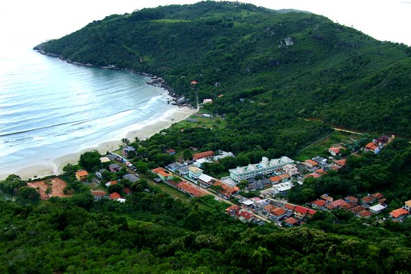 Bombinhas, SC by Rodrigo Anastásio