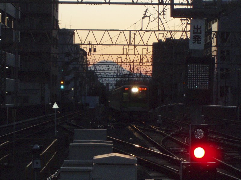 Mt.Fuji from Sasazuka STN. by Kiyochan