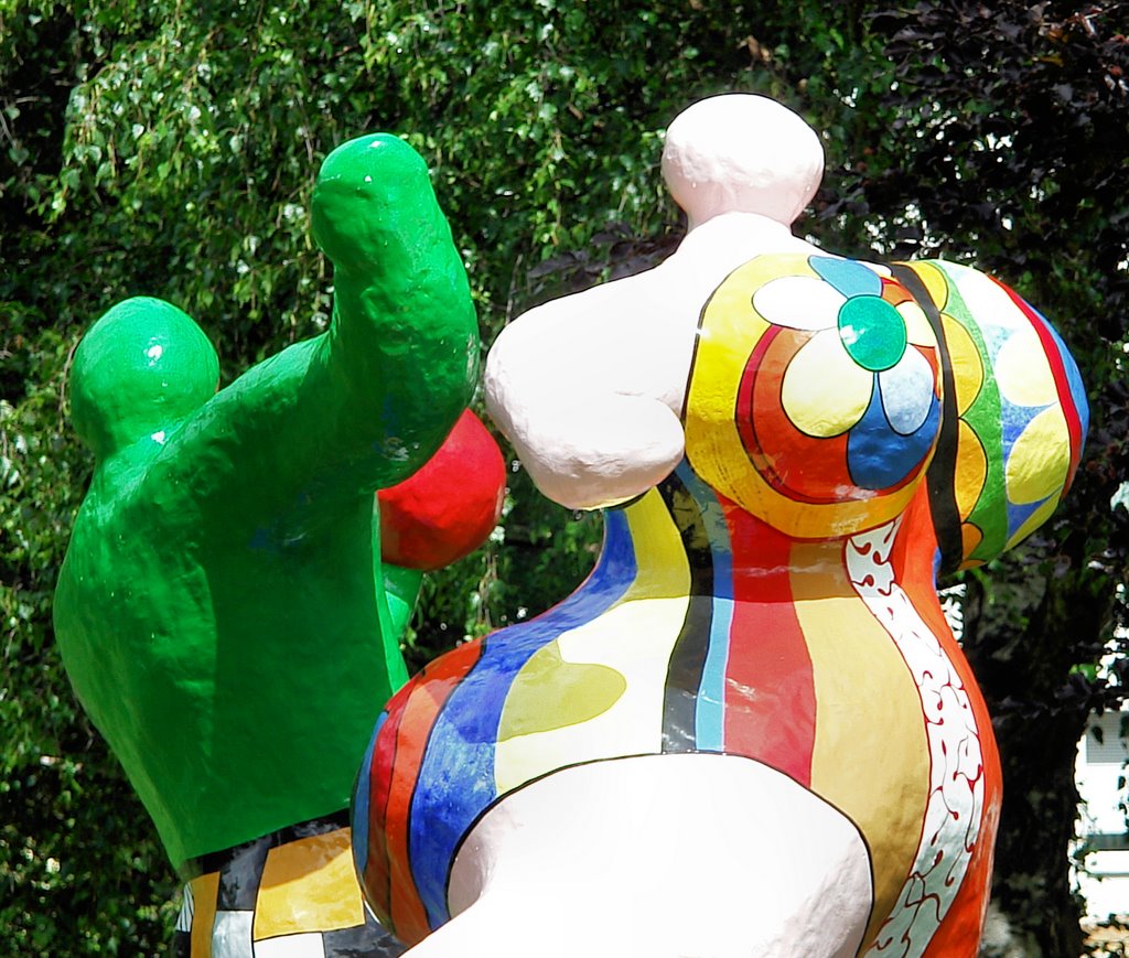 Les baigneurs, N. de Saint Phalle.  Collection Fondation Pierre Gianadda by Fred van Daalen