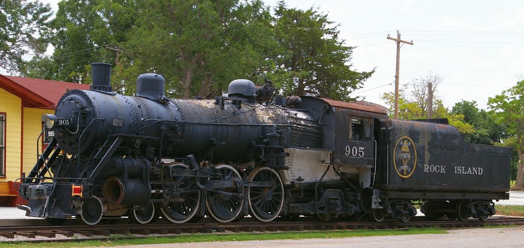 Engine 905, Fuqua Park, Duncan, Oklahoma by blakelylaw