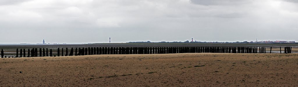 3 Lighthouses of Wangerooge by Daniel Quade