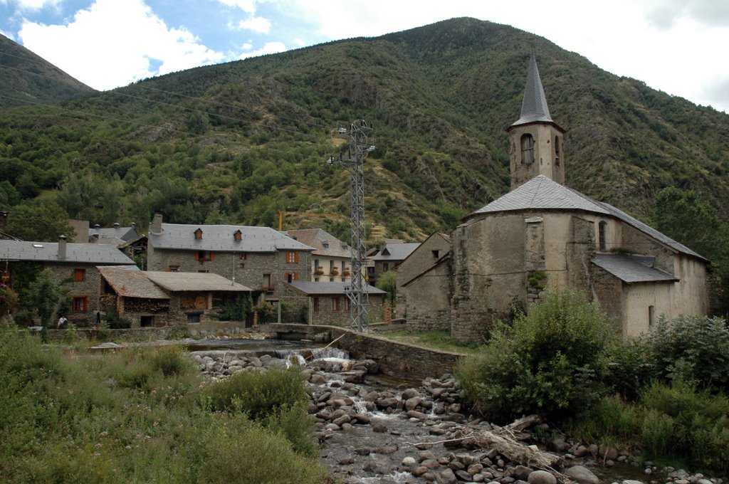 Isil (Pirineo Leridano) by Concepcion Becerril