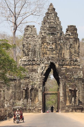 Sangkat Kouk Chak, Krong Siem Reap, Cambodia by Ofer Agiv