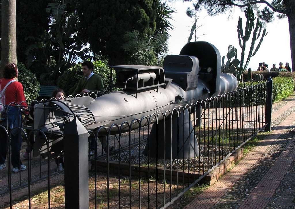 Taormina - Reconstruction of a WW2 Mini Submarine by Karsipa