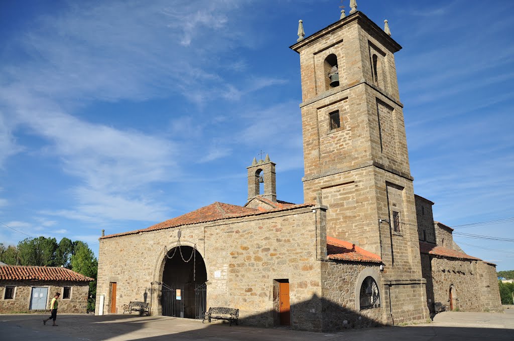 Rionegro del Puente,Iglesia de Nuestra Señora de Carballeda by ANJASARI