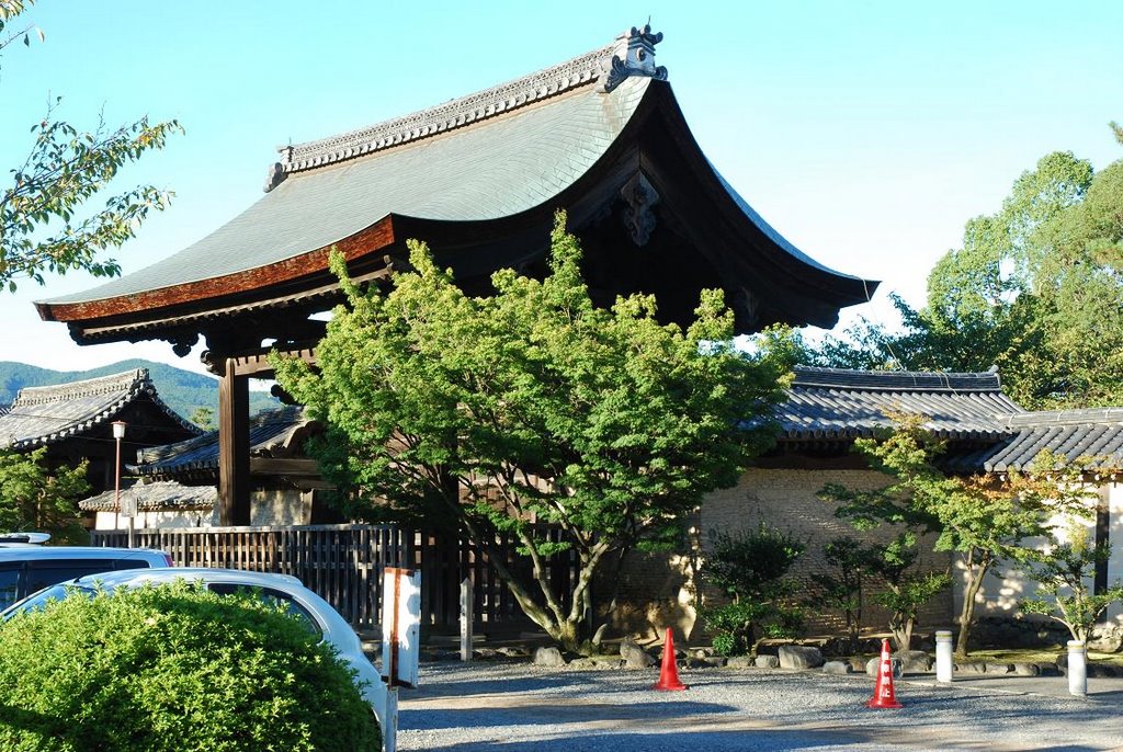 Sagatenryuji Susukinobabacho, Ukyo Ward, Kyoto, Kyoto Prefecture 616-8385, Japan by Jacek Kazimierowski