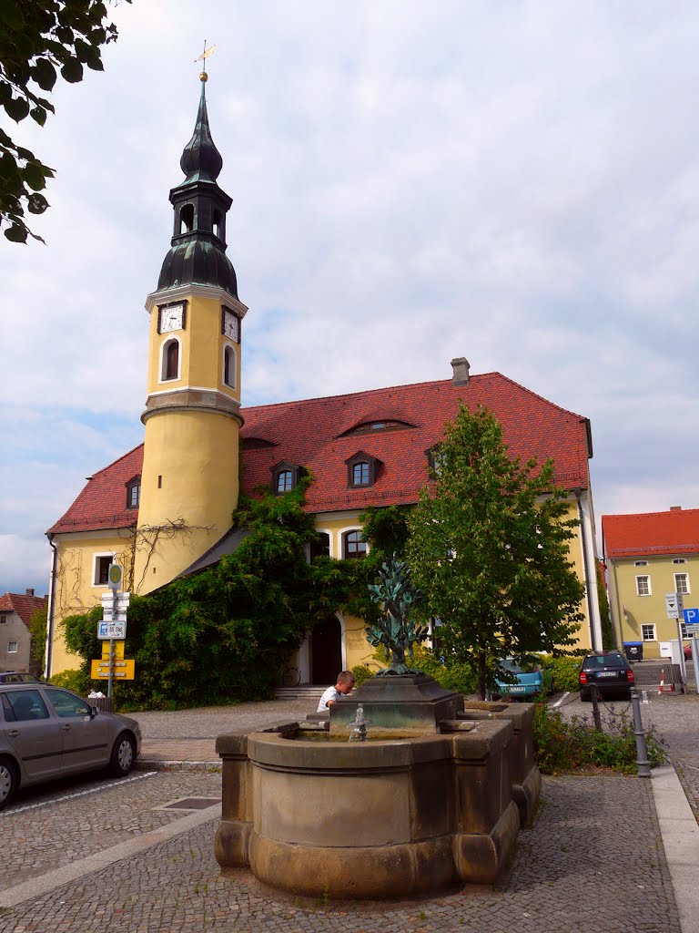 Germany_Saxony_Lausitz_Weissenberg_market place_town hall_P1430075.JPG by George Charleston