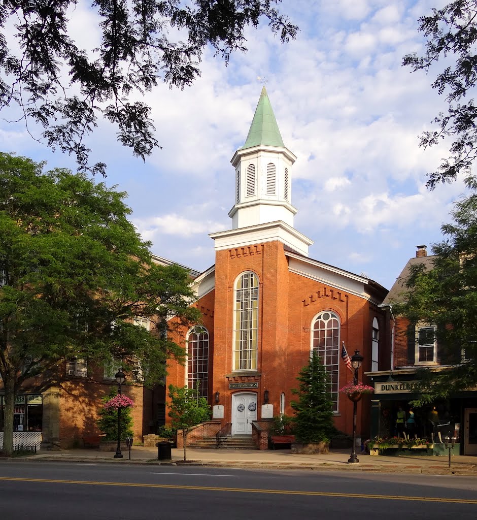 First Presbyterian Church Stroudsburg by Foto MoStar