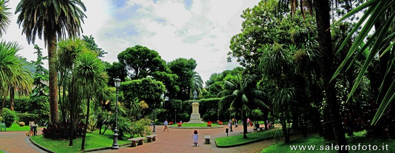 Villa Comunale by oscarleone