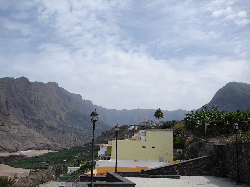 Caldera de Taburiente desde Los Llanos de Aridane by frang70