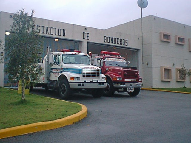 Estacion de Bomberos Naguabo by justintristan