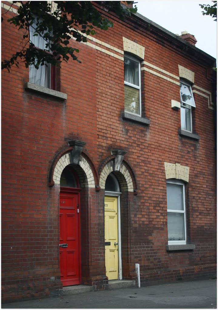 Doors on North Circular Road. by noelfa