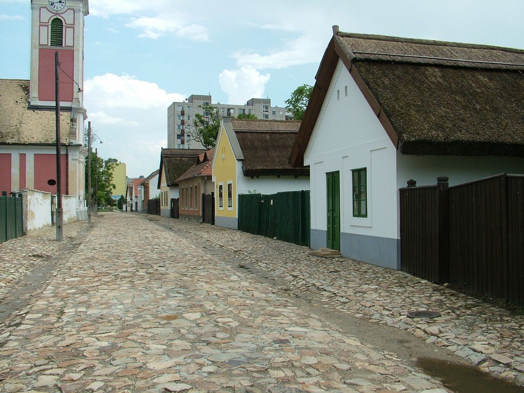 A Rác utca - The "Raatz"(serbian) Street by Pinke László