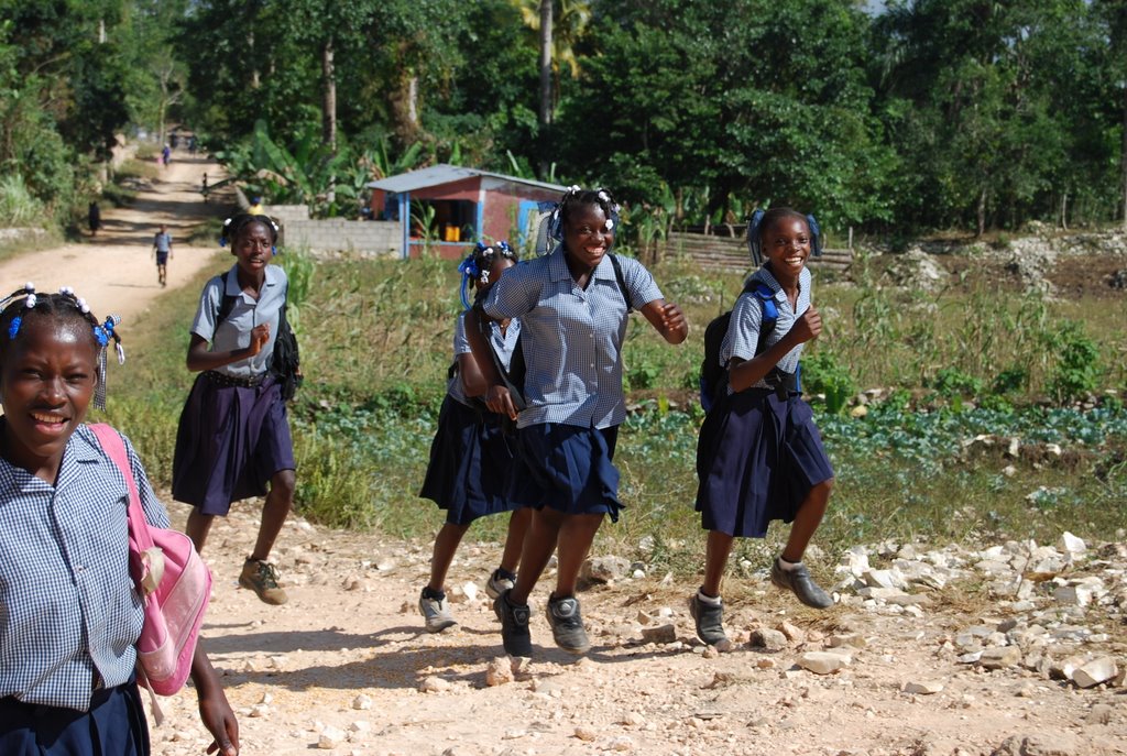 Haiti, Cap Rouge, Schoolgirls by Potums