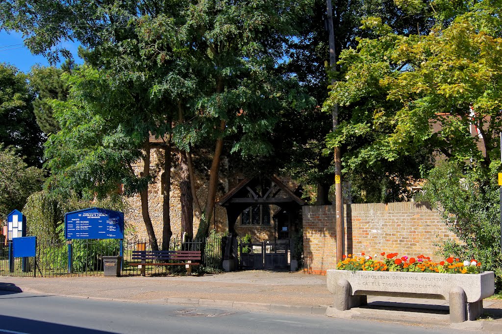 Church of St Andrew, Heybridge, Maldon, Essex, Aug 2012 by keithb