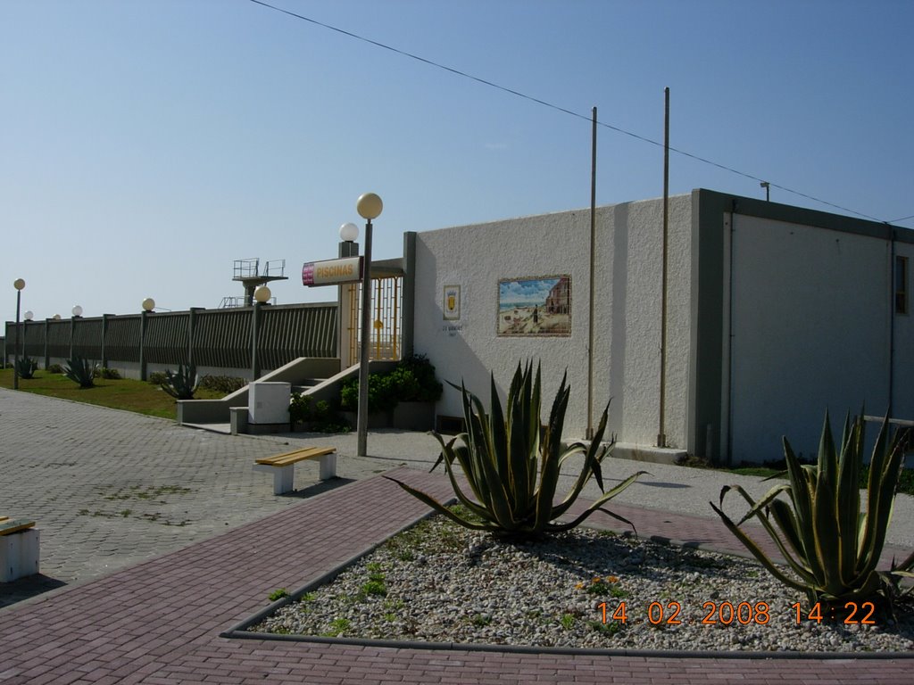 Piscinas da Praia de Quiaios by Horst Engels