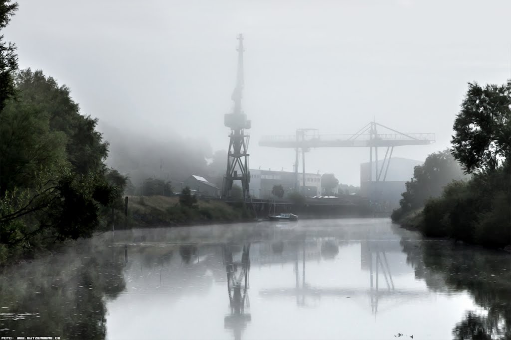 Boizenburg/Elbe - alter Hafen by Gutzemberg