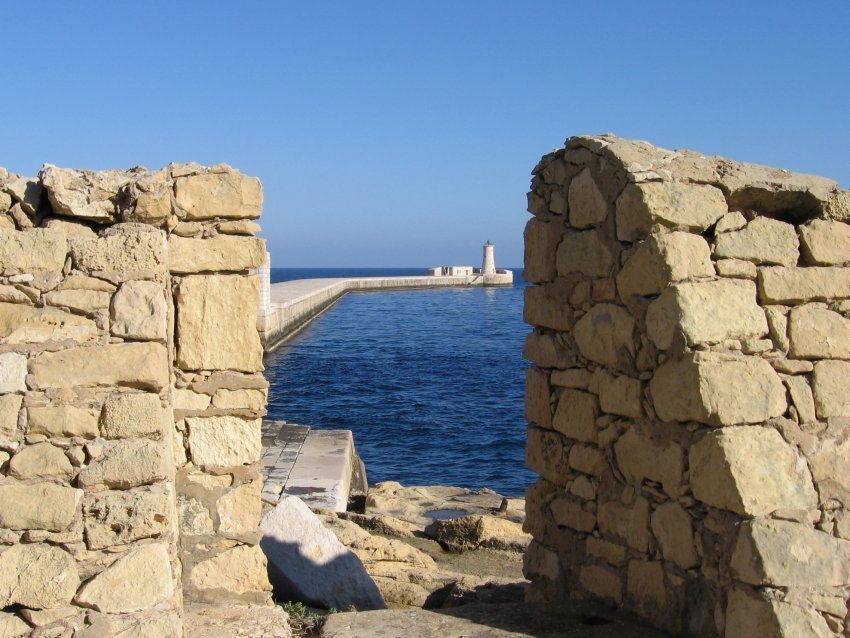 Grand Harbour breakwater, Valletta, Malta by tfar1959