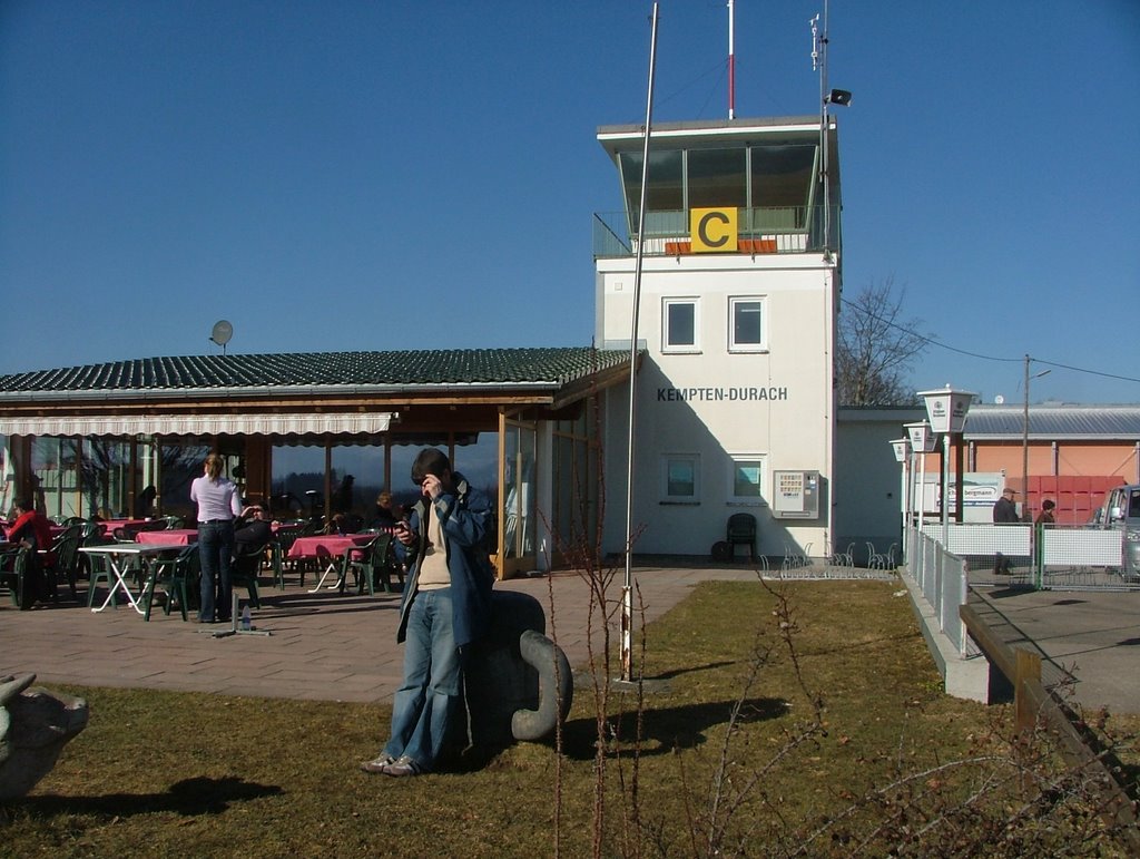 Flugplatz Durach by Richard Mayer