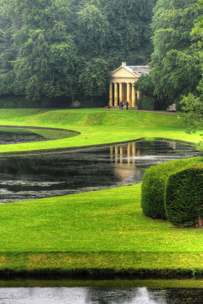 A still quiet calm... by William Stephens