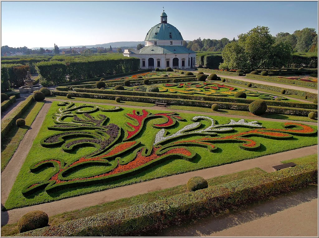 Květná zahrada & Flower Garden in Kroměříž by Zieli&Mzie