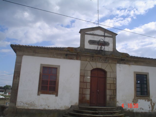 Escola Primária, Vilar Torpim by TiagoMLorga