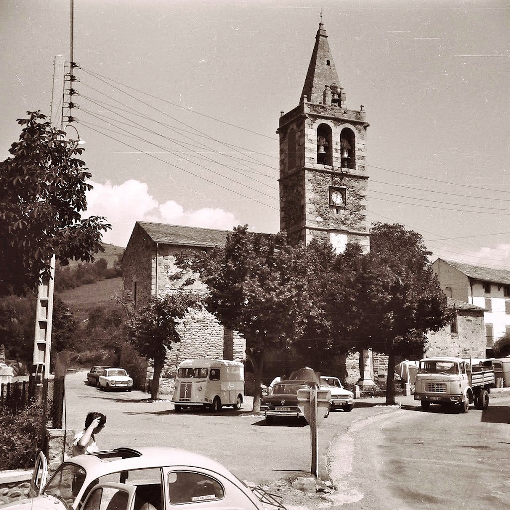 1972 FRANCE ; Roselló . Ur . La Esglesia de Sant Martí d´ Ur . ( Ur entre Enveitg y LLivia ; ( 8. August 1972 ) by Don.Ebro