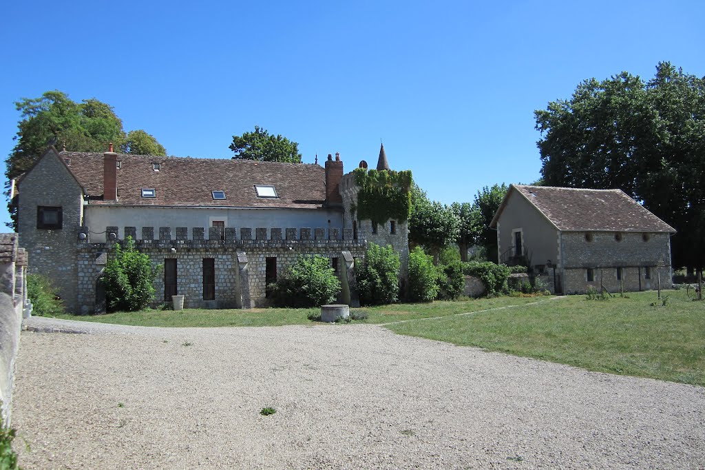 Le Manoir de la Presle, avenue Pierre Mendès-France, au BLANC (Indre). by JOJO 4 9