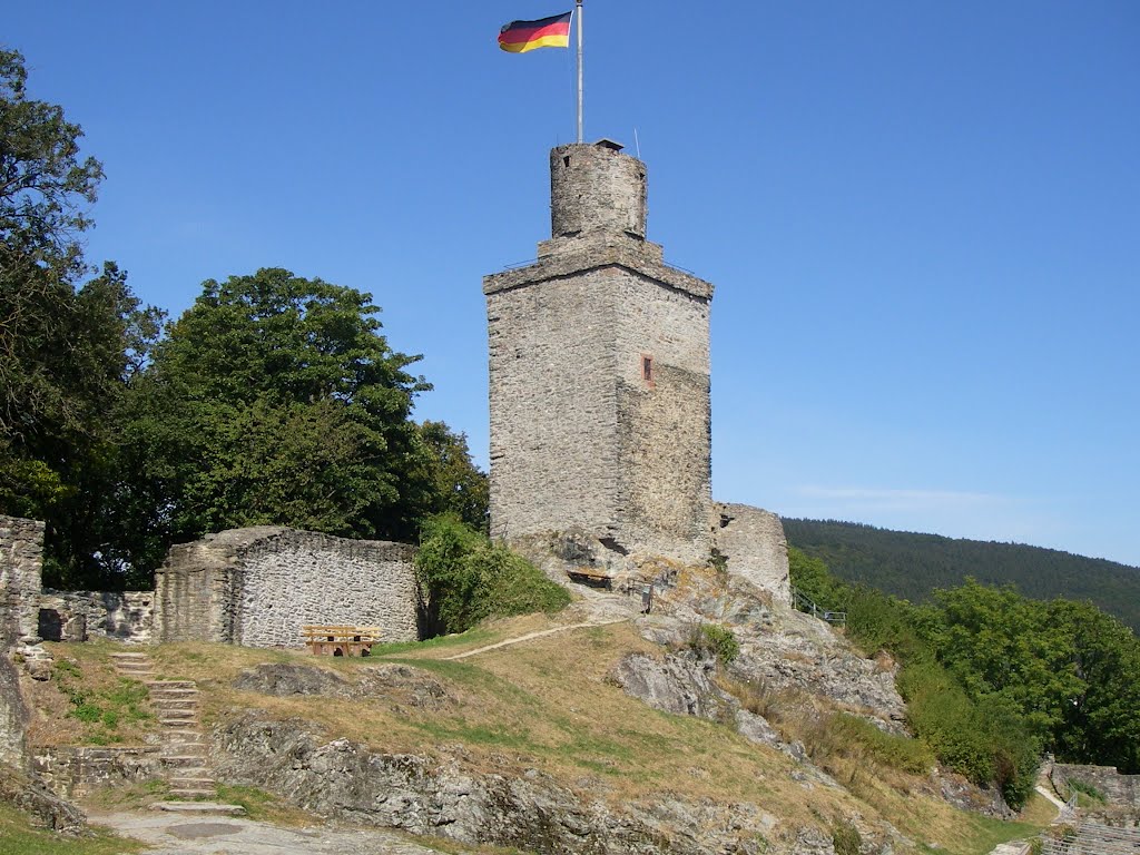 Burg Falkenstein by <- Akira ->