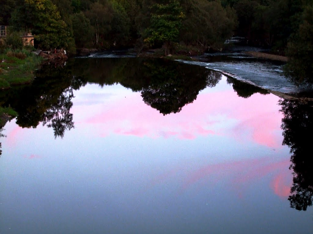 Setting Sun on the Weir by rustyruth