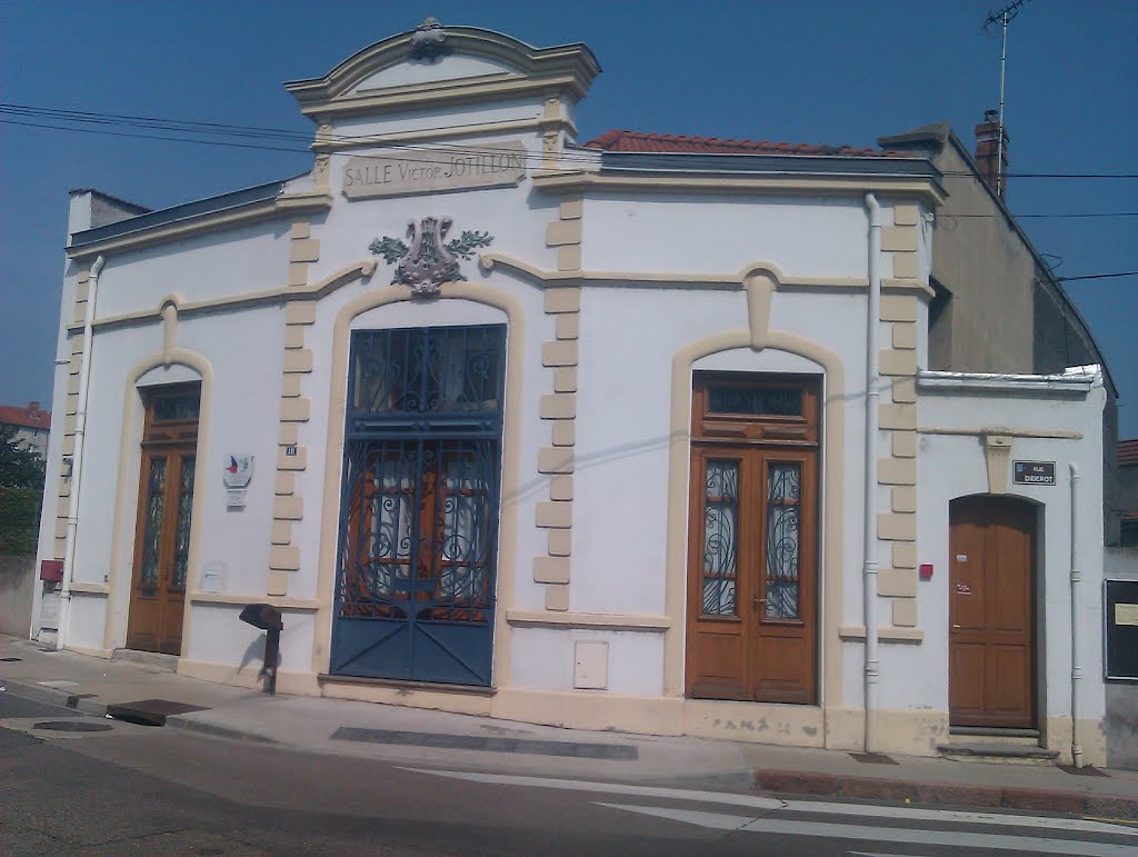 Salle victor jotillon Roanne by Salomon BARZILAI & Jerome IBY