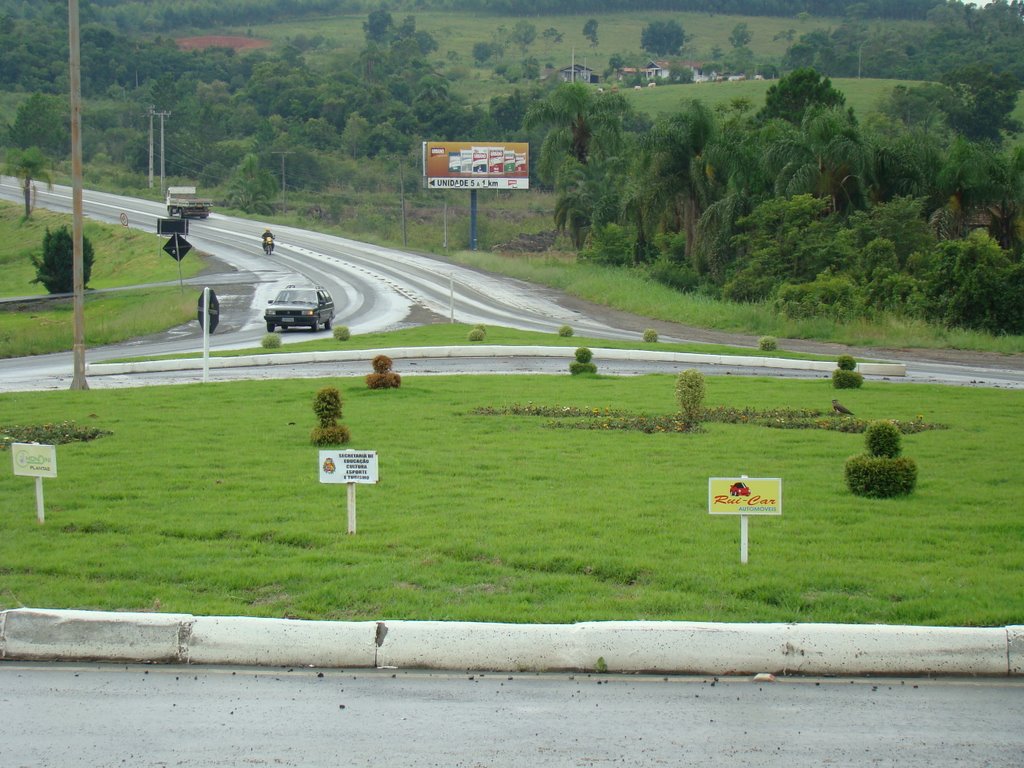 Trevo de Taió na BR 470 - Centro geográfico de SC by Alex Salvador