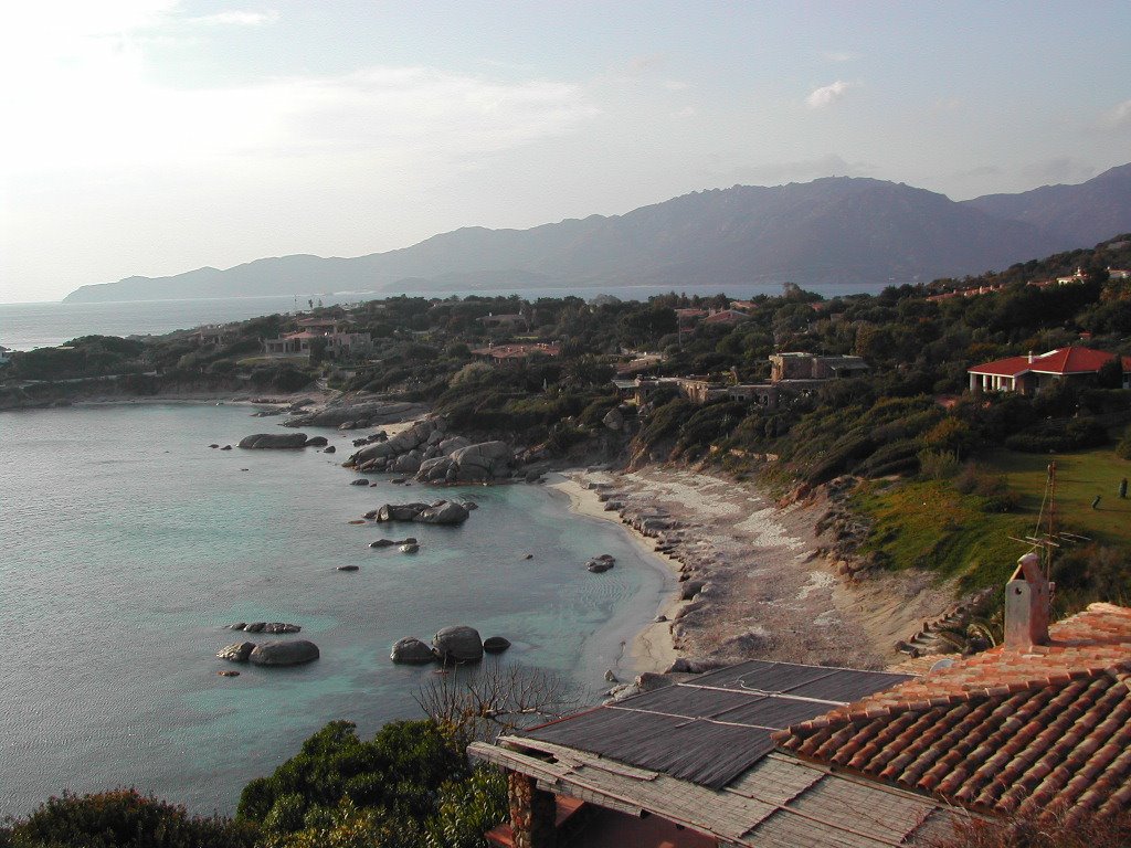 Cala Caterina by www.villasimiusonlin…